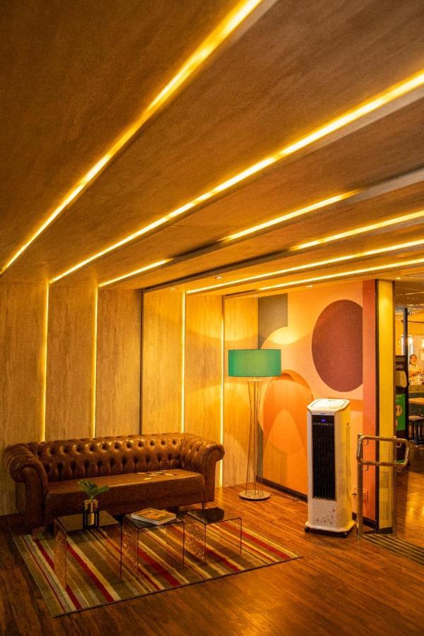 Jockey Class Hotel 特雷西纳 外观 照片